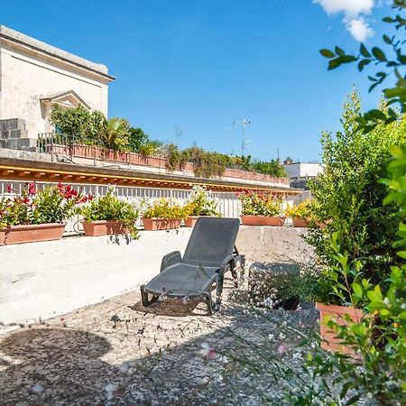Il Garbino Suites&Apartments Lecce Extérieur photo