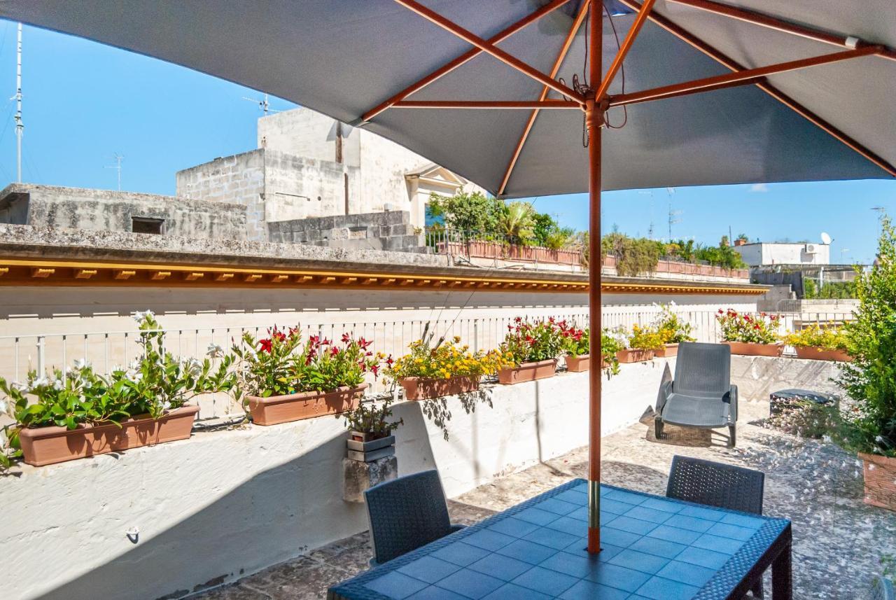 Il Garbino Suites&Apartments Lecce Extérieur photo