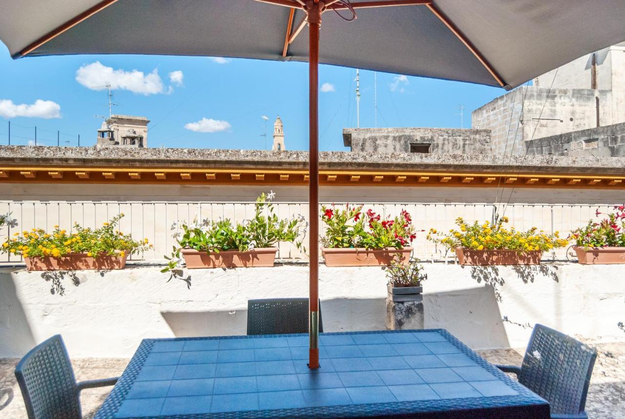 Il Garbino Suites&Apartments Lecce Extérieur photo