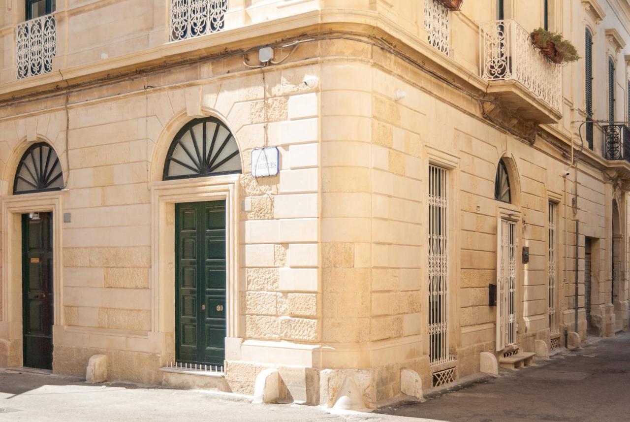 Il Garbino Suites&Apartments Lecce Extérieur photo