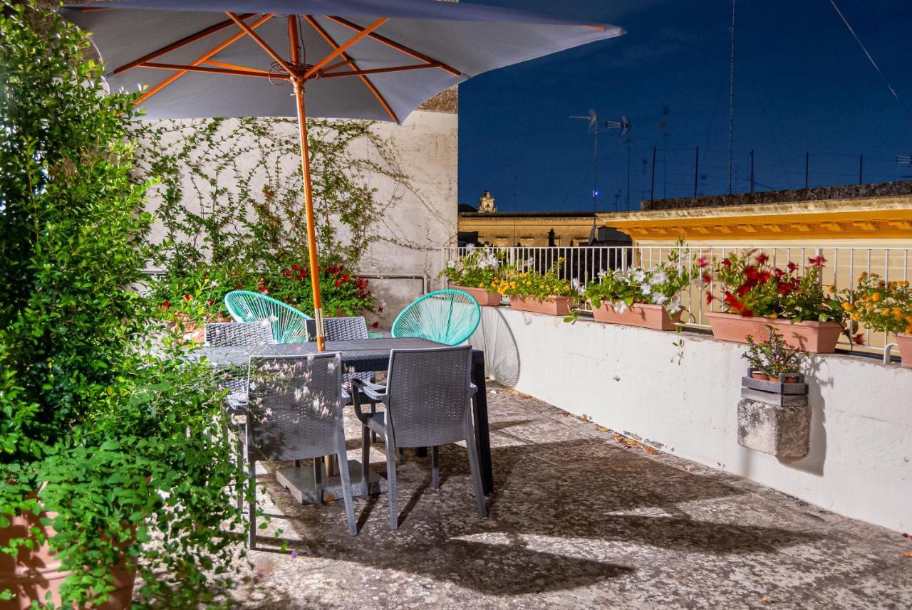 Il Garbino Suites&Apartments Lecce Extérieur photo