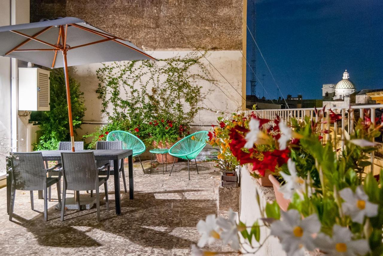 Il Garbino Suites&Apartments Lecce Extérieur photo
