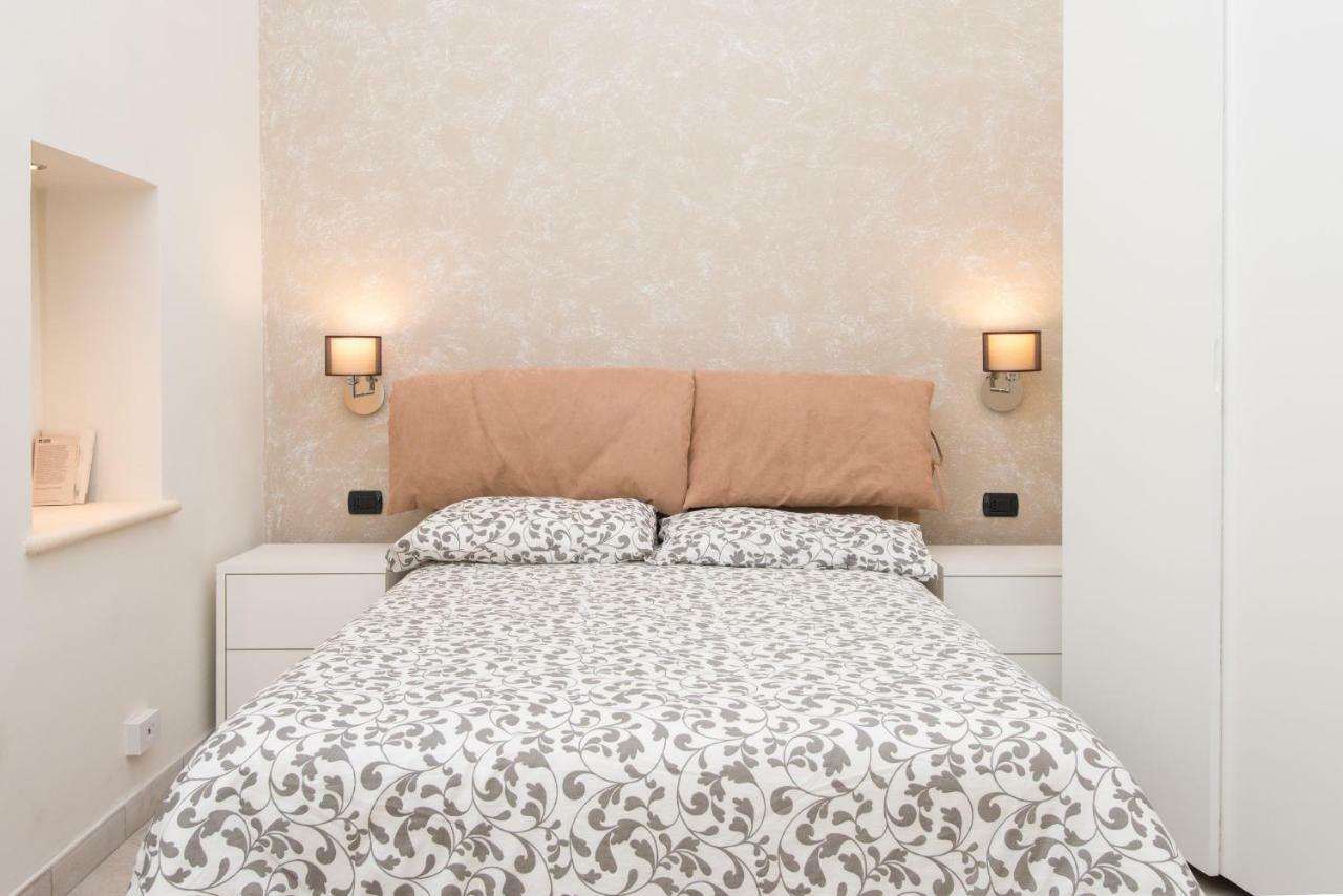 Il Garbino Suites&Apartments Lecce Extérieur photo